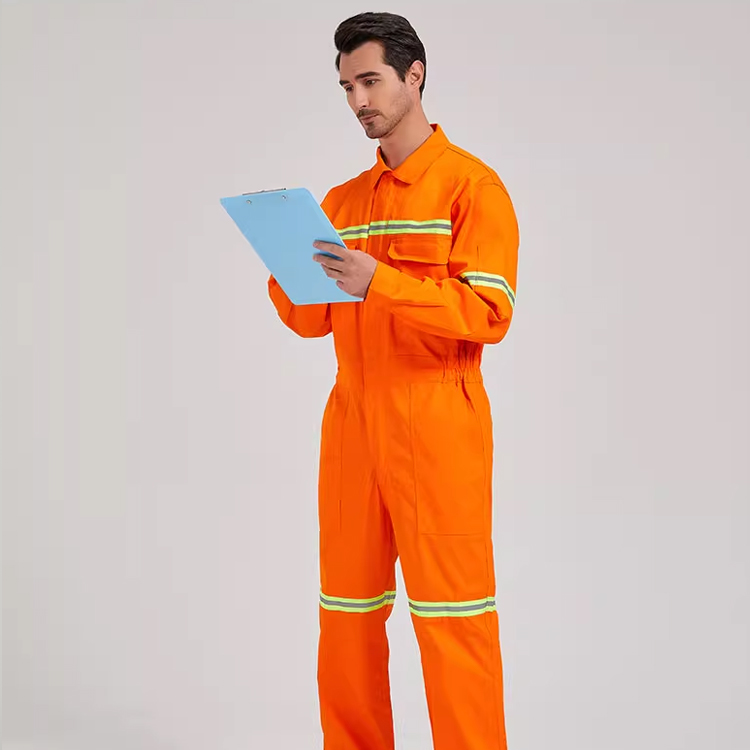 连体服