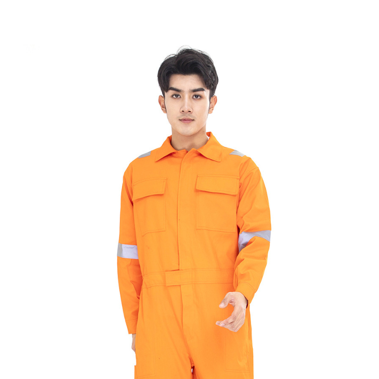 连体服
